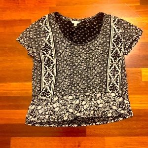 Lucky Brand black and beige floral shirt sleeve shirt